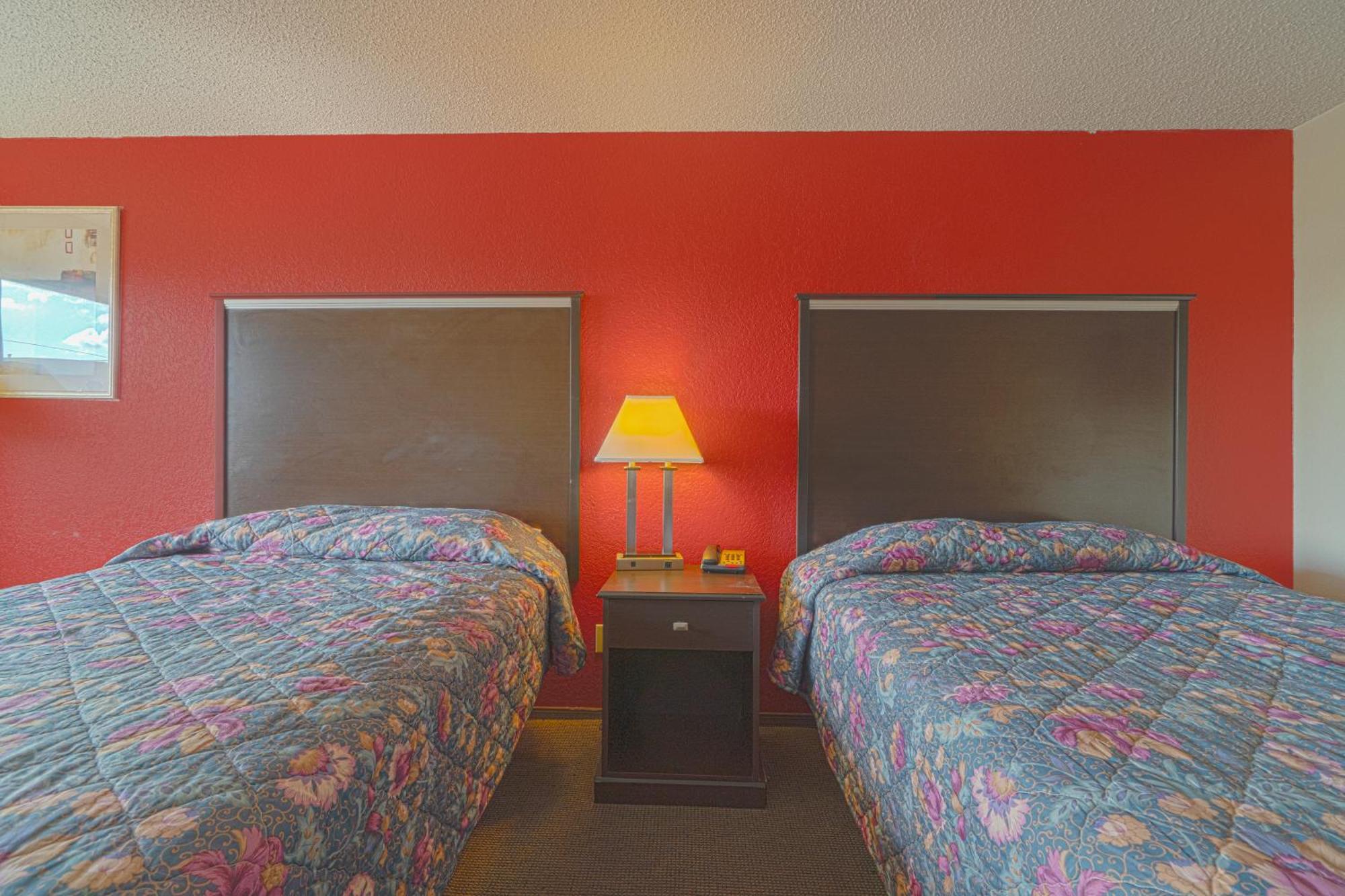 Regency Inn & Suites By Oyo Bay City Tx Dış mekan fotoğraf
