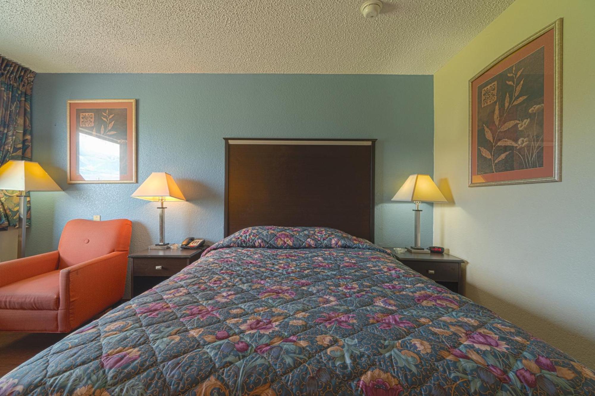 Regency Inn & Suites By Oyo Bay City Tx Dış mekan fotoğraf