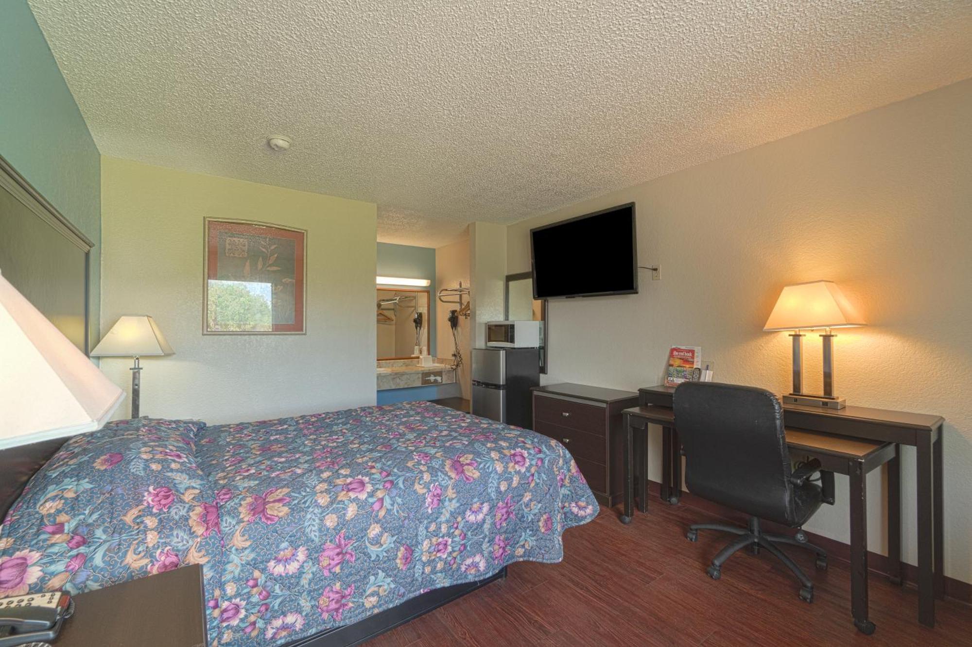 Regency Inn & Suites By Oyo Bay City Tx Dış mekan fotoğraf