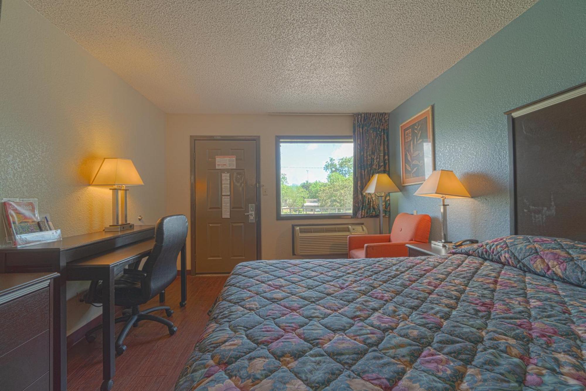 Regency Inn & Suites By Oyo Bay City Tx Dış mekan fotoğraf