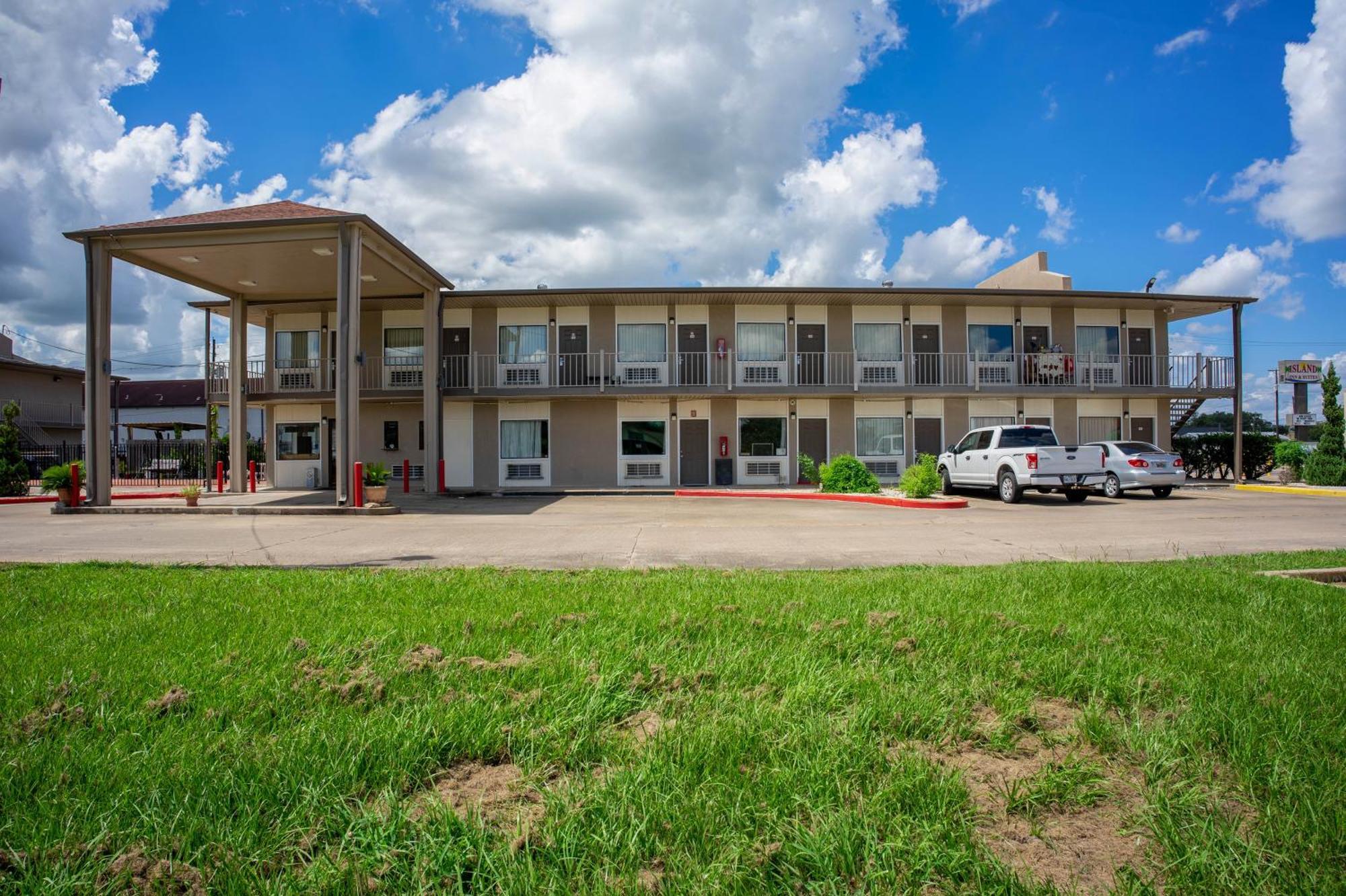 Regency Inn & Suites By Oyo Bay City Tx Dış mekan fotoğraf